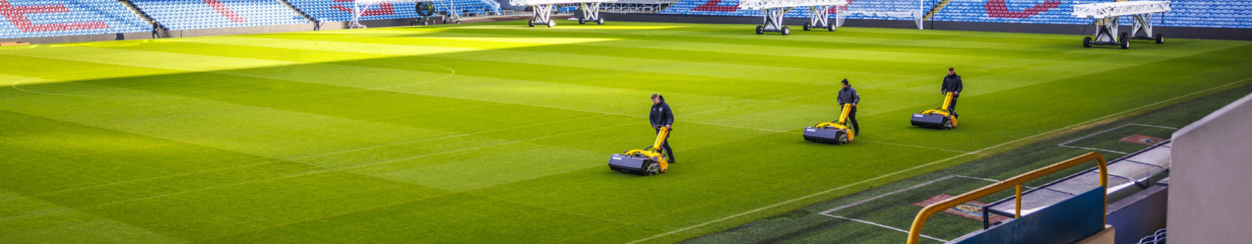 Održavanje Supersport travnjaka na stadionu